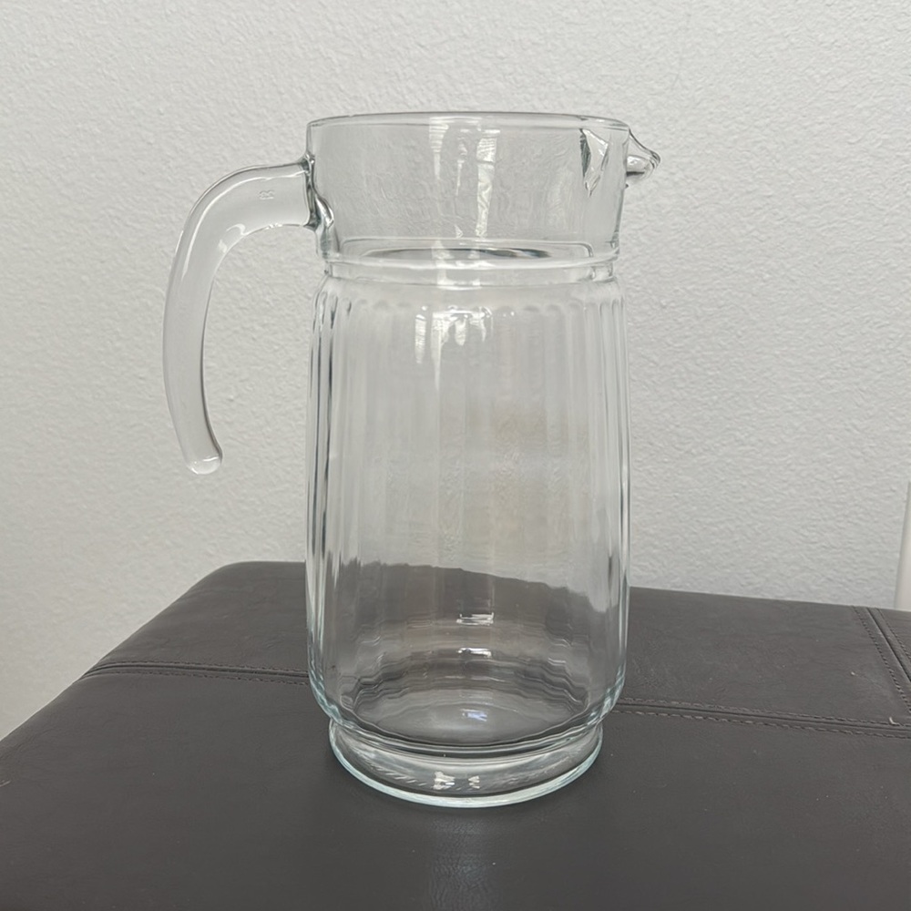 Vintage look Ribbed Clear Glass Pitcher. - Picture 2 of 4